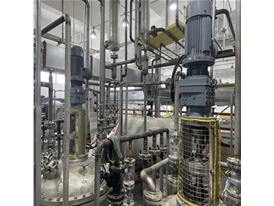 不銹鋼反應(yīng)釜攪拌器現(xiàn)場